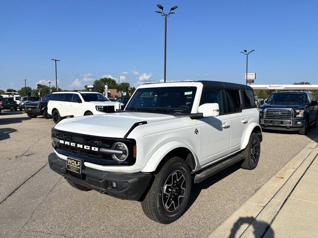 new 2024 Ford Bronco car, priced at $52,185