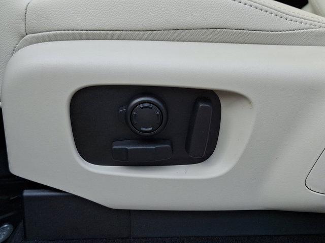new 2025 Land Rover Discovery car, priced at $69,428