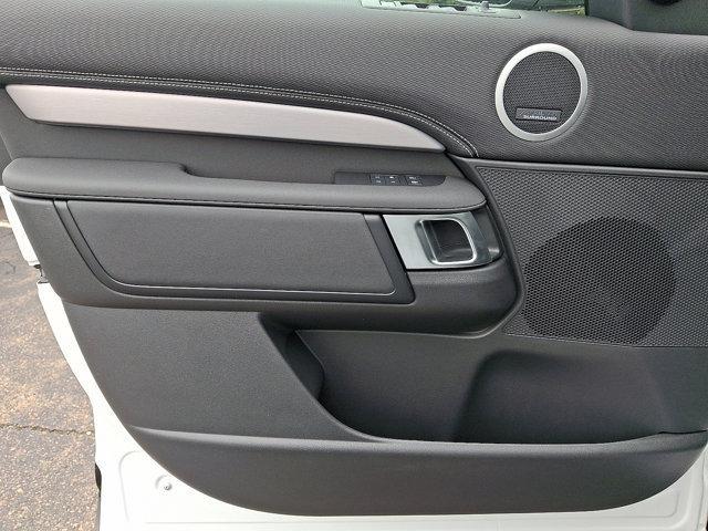 new 2025 Land Rover Discovery car, priced at $67,603