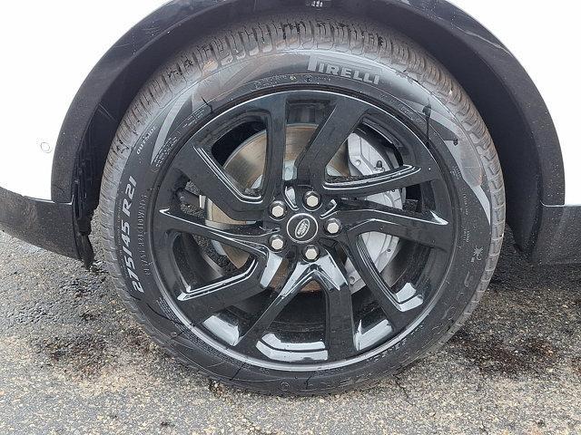 new 2025 Land Rover Discovery car, priced at $67,603