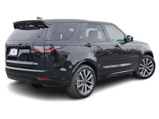 new 2025 Land Rover Discovery car, priced at $75,418