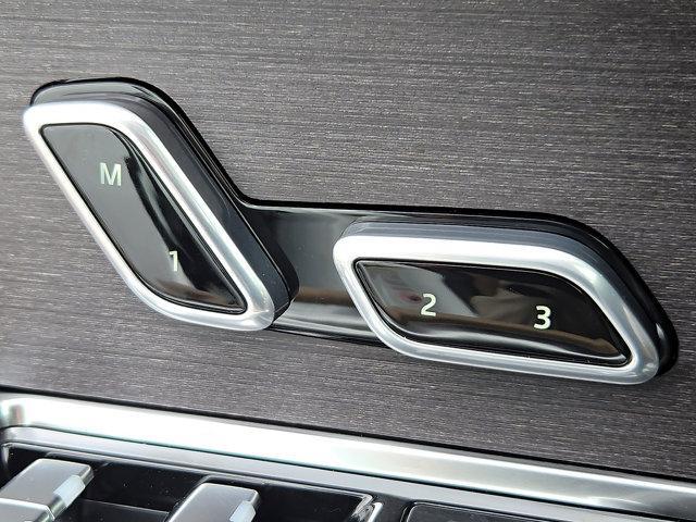 new 2025 Land Rover Range Rover car, priced at $131,445