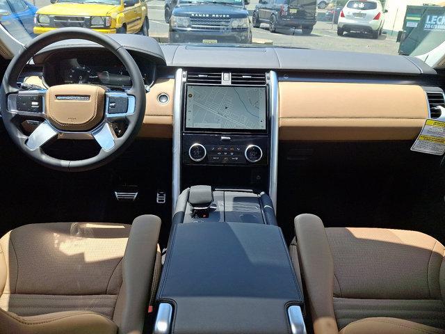 new 2025 Land Rover Discovery car, priced at $82,728