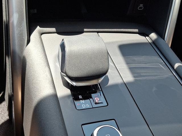 new 2025 Land Rover Discovery car, priced at $82,728