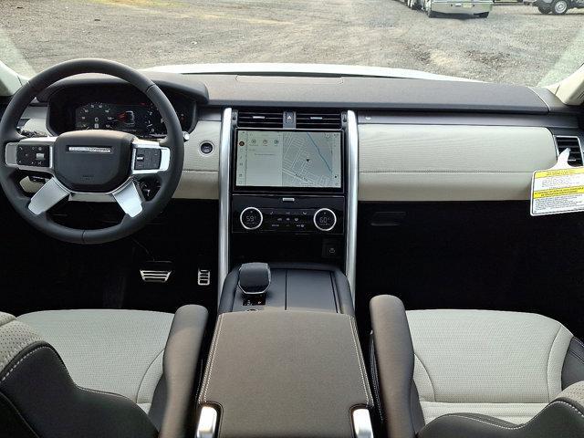 new 2025 Land Rover Discovery car, priced at $77,978
