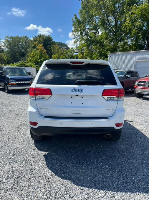 used 2018 Jeep Grand Cherokee car, priced at $17,999