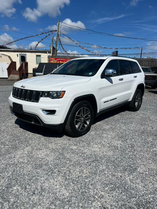 used 2018 Jeep Grand Cherokee car, priced at $17,999