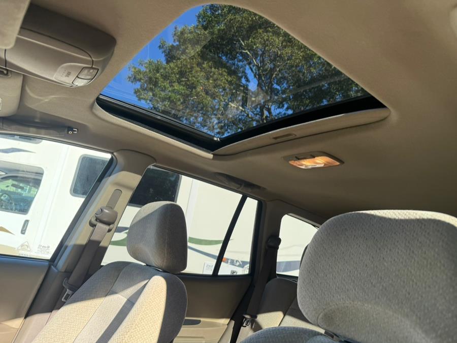 used 2005 Hyundai Santa Fe car, priced at $4,999