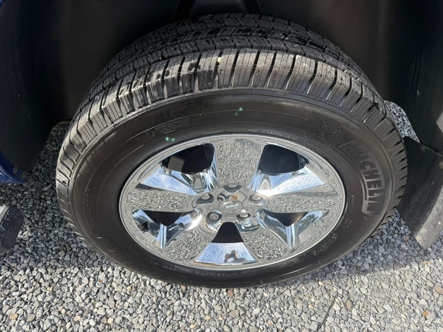 used 2018 Ram 1500 car, priced at $21,999