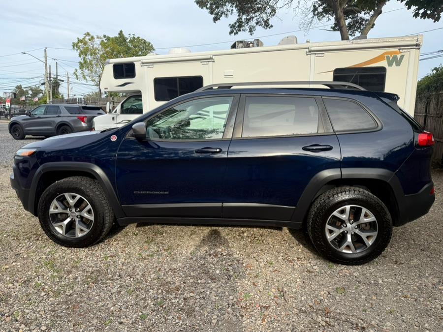 used 2015 Jeep Cherokee car, priced at $11,999