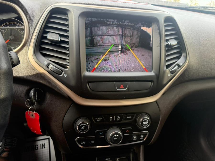 used 2015 Jeep Cherokee car, priced at $11,999
