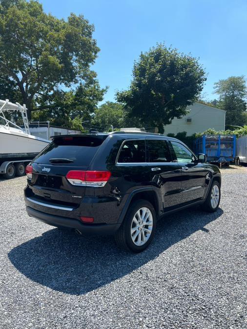 used 2017 Jeep Grand Cherokee car, priced at $17,999