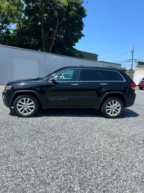 used 2017 Jeep Grand Cherokee car, priced at $16,999