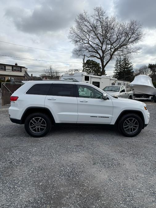 used 2019 Jeep Grand Cherokee car, priced at $17,999