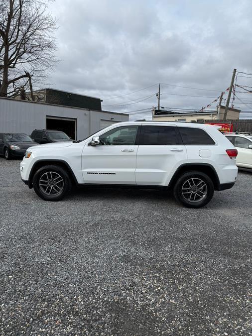 used 2019 Jeep Grand Cherokee car, priced at $17,999