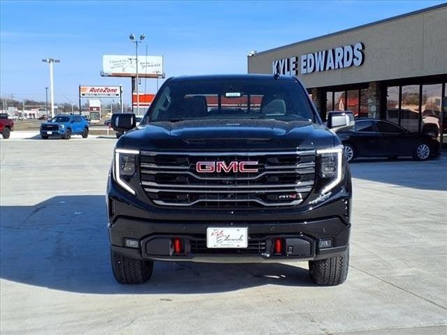 new 2025 GMC Sierra 1500 car, priced at $69,105