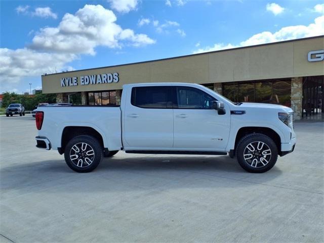 new 2025 GMC Sierra 1500 car, priced at $63,641