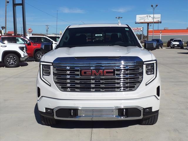 new 2025 GMC Sierra 1500 car, priced at $76,045