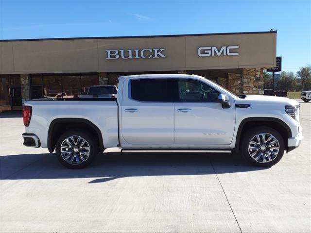 new 2025 GMC Sierra 1500 car, priced at $76,045