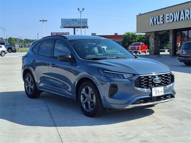 used 2024 Ford Escape car, priced at $25,900