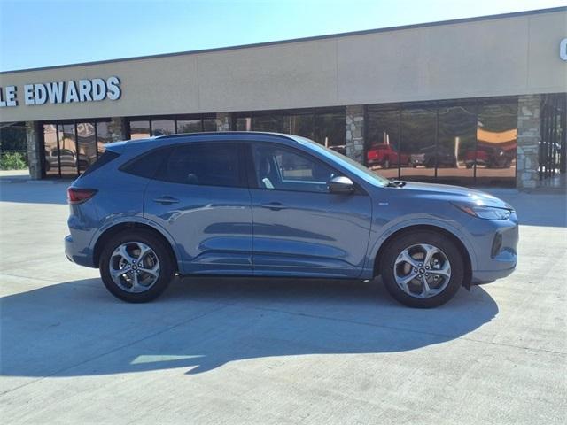 used 2024 Ford Escape car, priced at $25,900