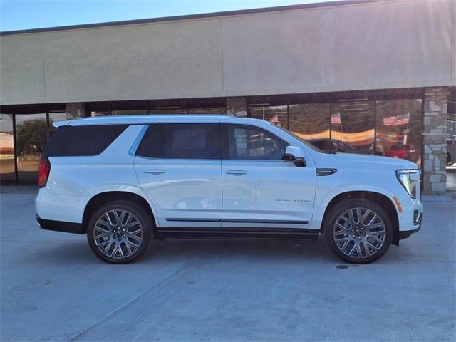 new 2025 GMC Yukon car, priced at $111,085