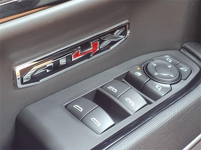 new 2025 GMC Sierra 1500 car, priced at $75,324