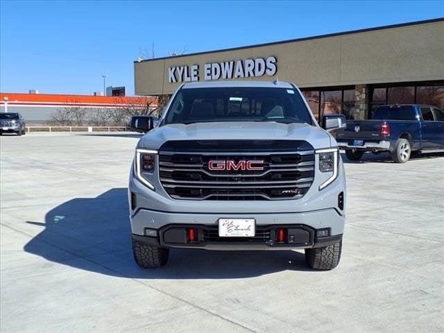 new 2025 GMC Sierra 1500 car, priced at $67,605