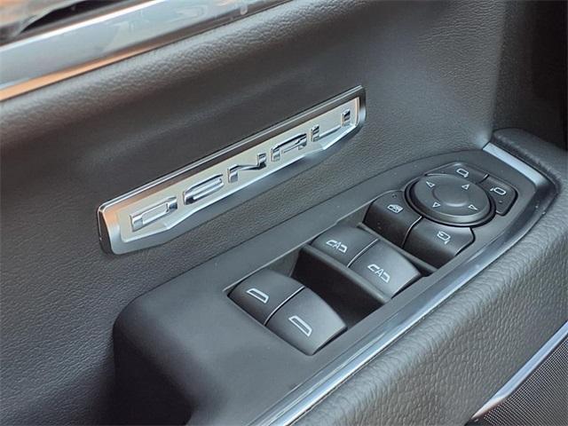 new 2025 GMC Sierra 1500 car, priced at $65,983