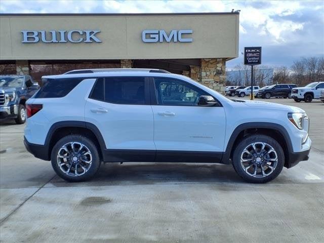 new 2025 GMC Terrain car, priced at $36,135