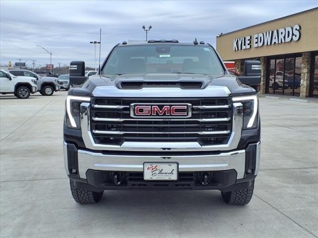 new 2025 GMC Sierra 2500 car, priced at $70,885