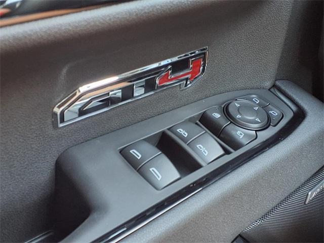 new 2025 GMC Sierra 1500 car, priced at $65,023