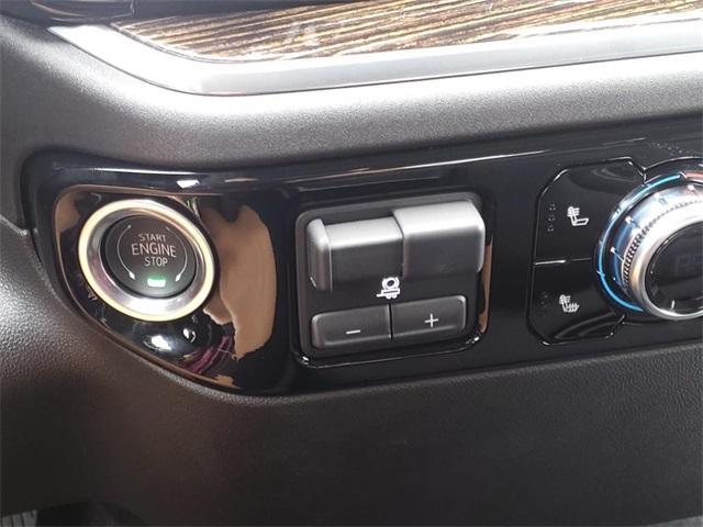 new 2025 GMC Sierra 1500 car, priced at $53,530