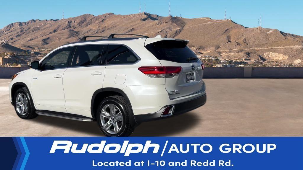 used 2019 Toyota Highlander Hybrid car, priced at $31,250