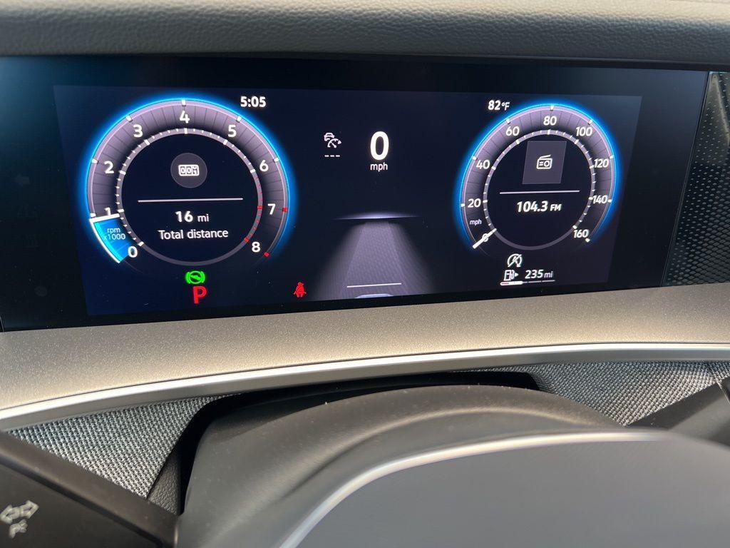 new 2025 Volkswagen Tiguan car, priced at $32,271