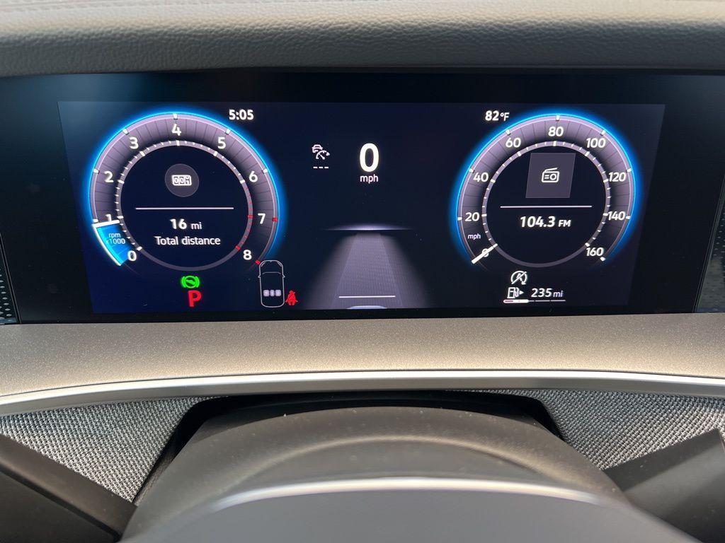 new 2025 Volkswagen Tiguan car, priced at $32,271