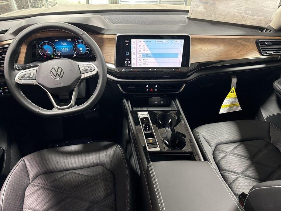 new 2025 Volkswagen Atlas car, priced at $47,018