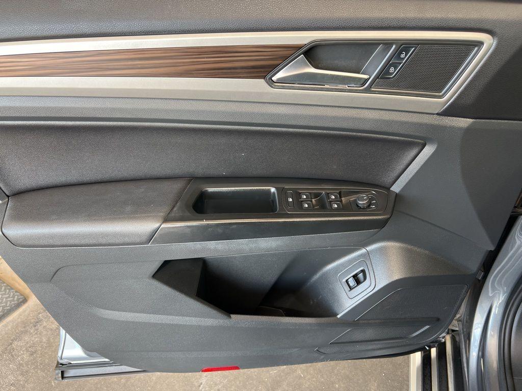 used 2021 Volkswagen Atlas car, priced at $23,529