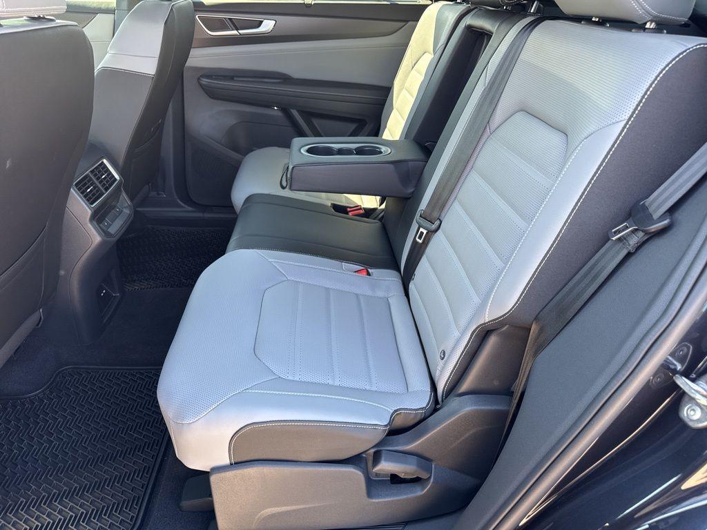 new 2026 Volkswagen Atlas Cross Sport car, priced at $53,130