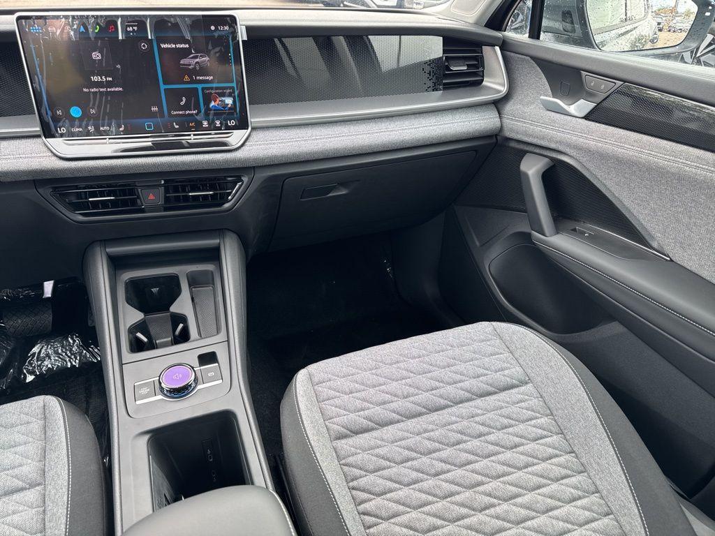 new 2025 Volkswagen Tiguan car, priced at $32,008