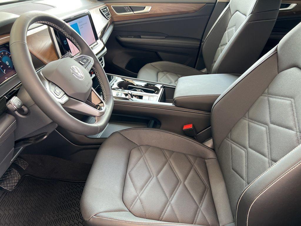 new 2026 Volkswagen Atlas car, priced at $46,931