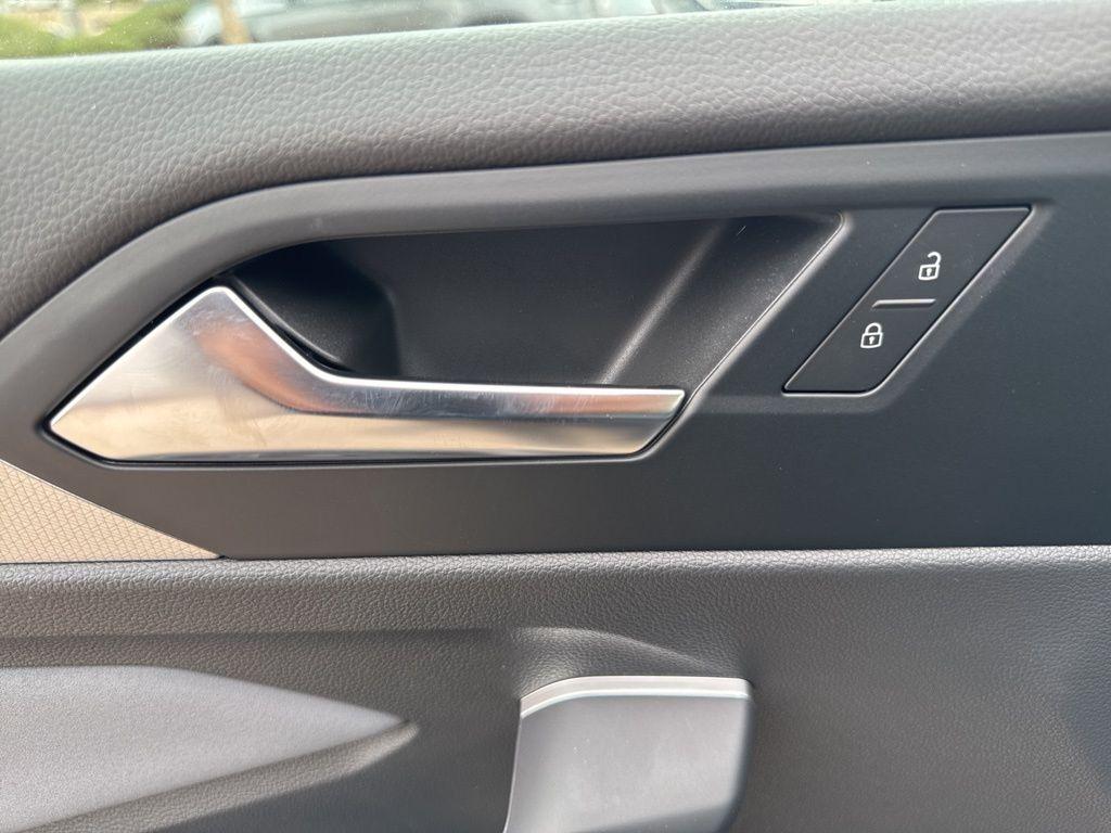 new 2025 Volkswagen Jetta car, priced at $28,661