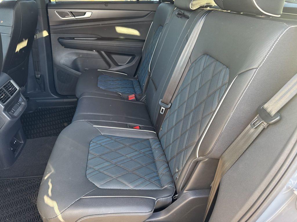 new 2025 Volkswagen Atlas Cross Sport car, priced at $56,028