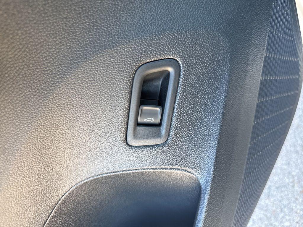 new 2026 Volkswagen Atlas car, priced at $49,530