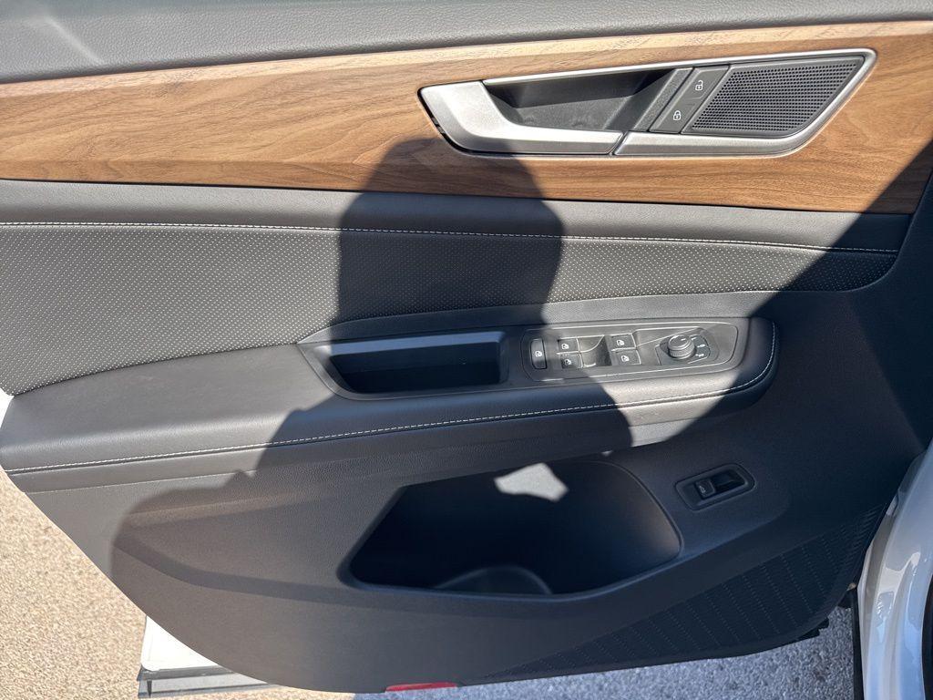 new 2026 Volkswagen Atlas car, priced at $49,530