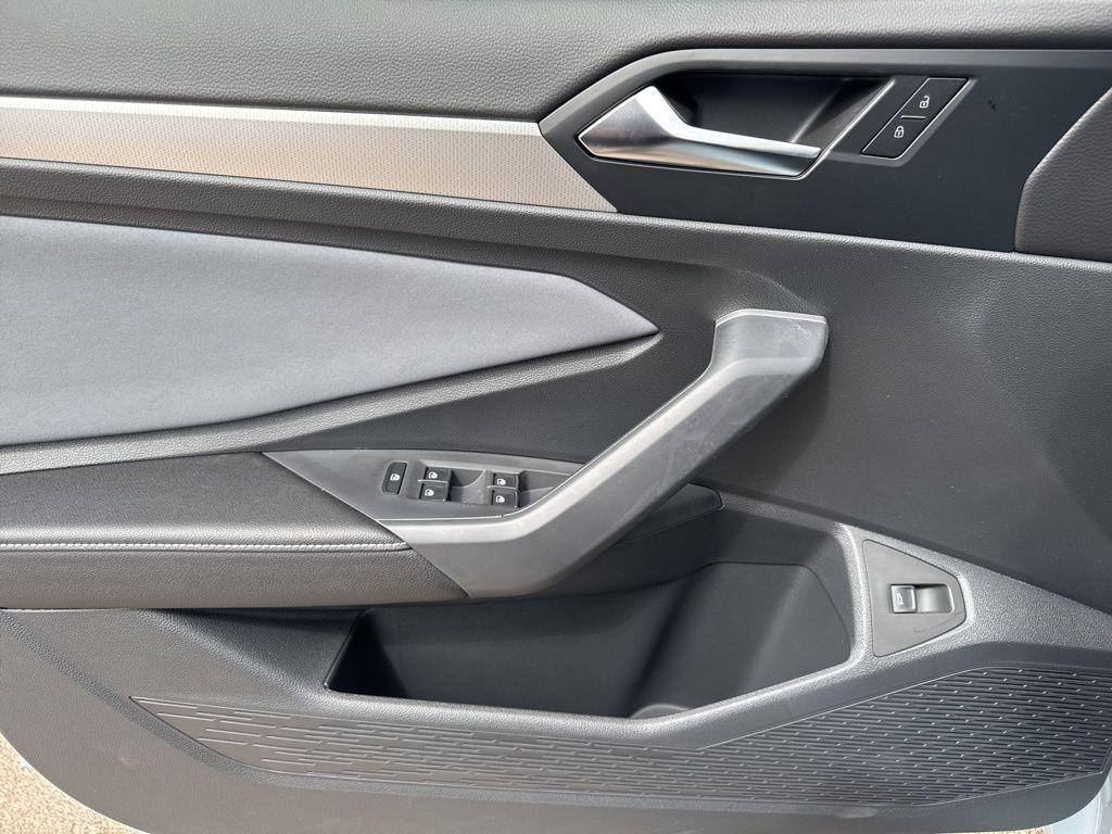 new 2025 Volkswagen Jetta car, priced at $29,121