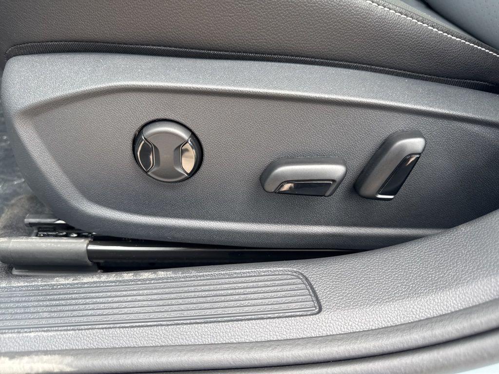 new 2025 Volkswagen Jetta car, priced at $29,121
