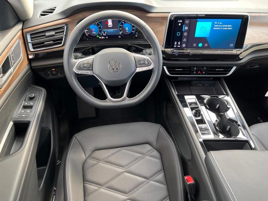new 2024 Volkswagen Atlas car, priced at $44,671