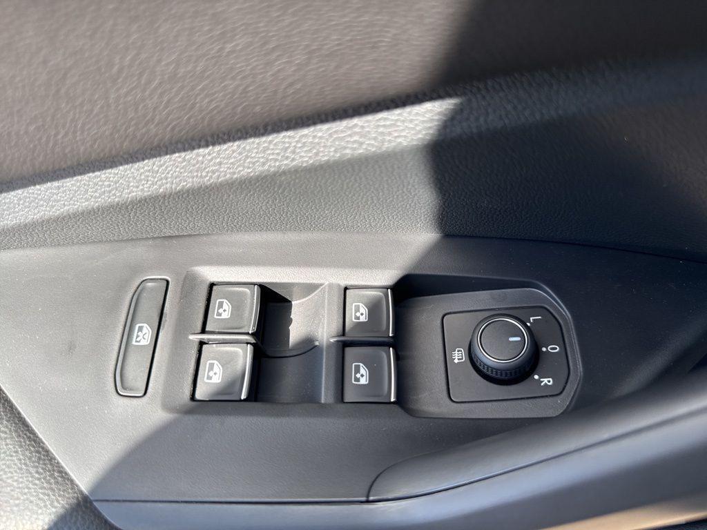new 2025 Volkswagen Jetta car, priced at $24,477