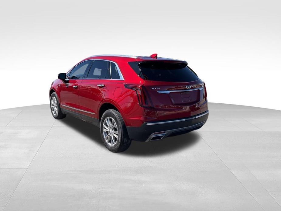 used 2022 Cadillac XT5 car, priced at $33,456